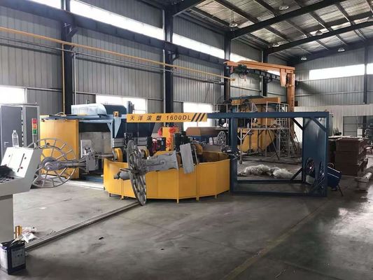 Máquina de moldagem rotativa flexível Economia de energia Alto grau de automação