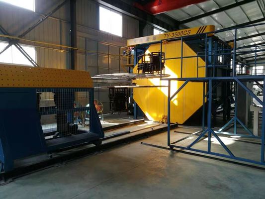 Uma máquina de moldagem rotativa totalmente automática controlada por máquinas de moldagem de plástico PLC Uma máquina de moldagem rotativa aquecida no forno