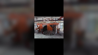 Máquina injetora móvel com forno de três braços